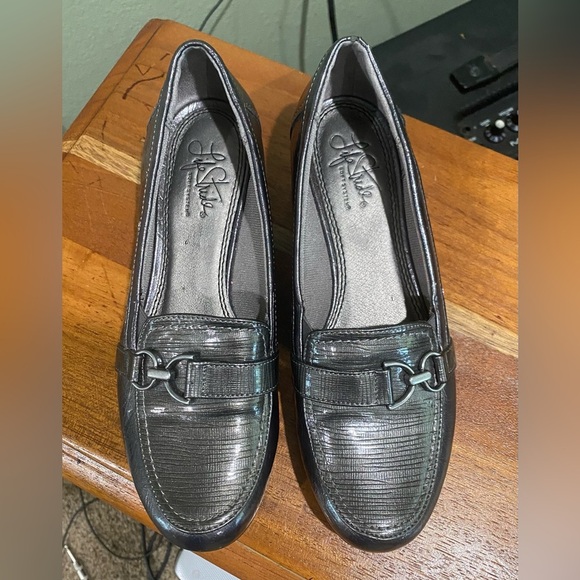 Lifestride Soft System Hallard Loafers 8 1/2 Gray Metallic Comfort - Picture 10 of 10